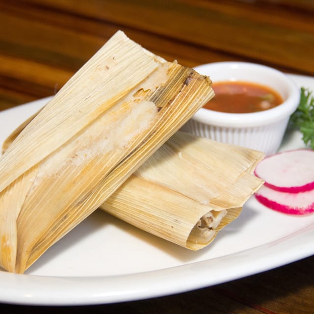 2 Tamales De Rajas.